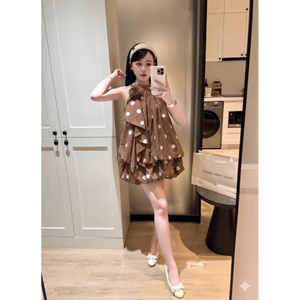 Đầm Suông Chấm Bi Cổ Yếm Đính Hoa 3D Phồng Tầng Cao Cấp - Chân Váy Babydoll Form Rộng Dễ Thương Cho Nữ