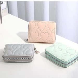 Ví nữ dáng ngắn cầm tay đựng thẻ nhiều ngăn họa tiết trái tim nhỏ gọn thời trang MUN STORE VHE422