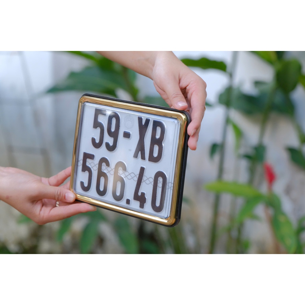 Khung Biển Số Xe Máy Ưu Việt - Tự Gắn - Thái Vạn
