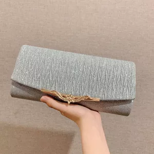 Clutch nữ ví dài cầm tay dự tiệc khóa hoa lấp lánh kèm dây đeo chéo MUN STORE CKH135