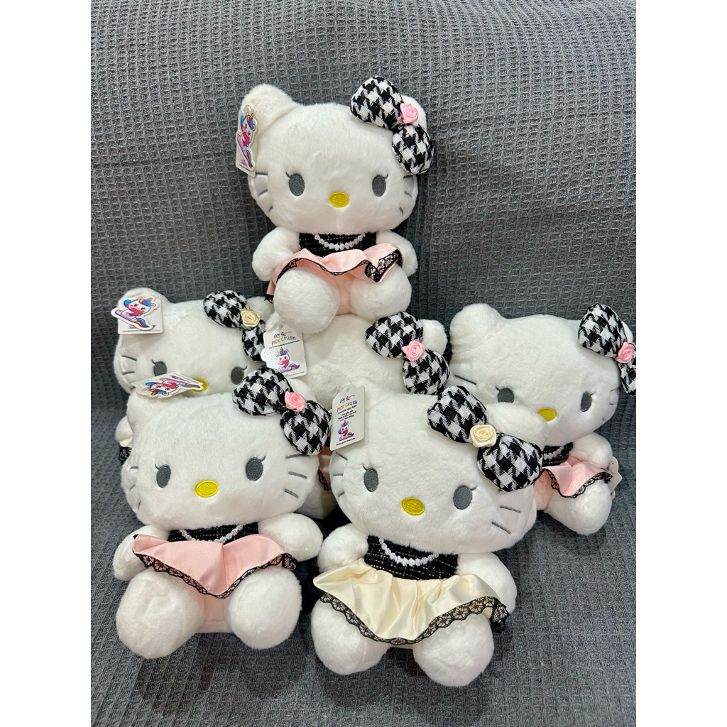 gấu bông hellokity 25cm váy nơ nhung chuẩn hàng QC
