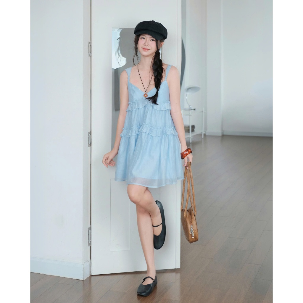 SECODEE Đầm Nữ Hai Dây Cổ V Vải Tơ Xước ROBE DRESS Váy Babydoll Phối Bèo Hai Lớp FSDA2605080