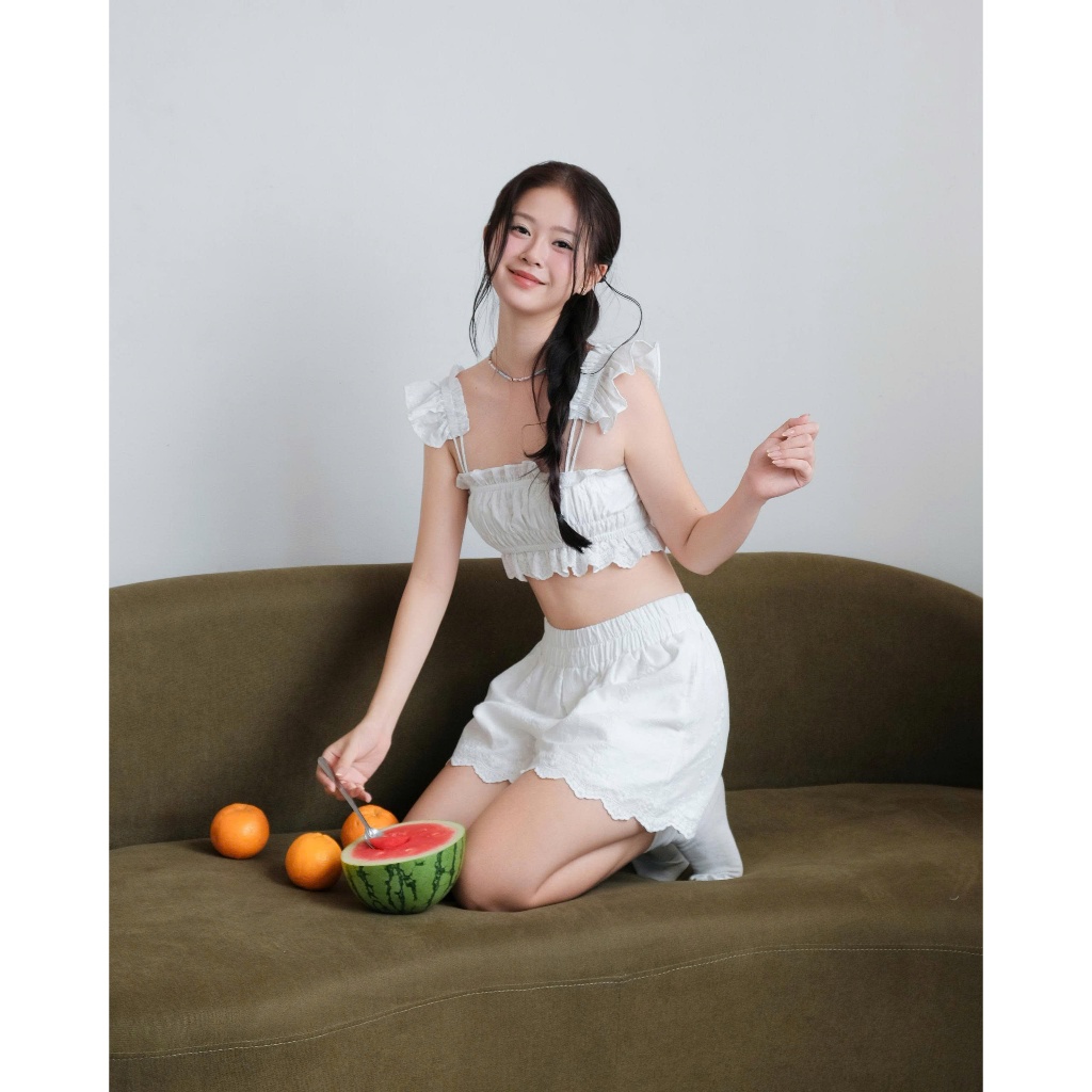SECODEE Set Áo Croptop Thun Ngực Và Quần Short WAGEL Set Áo Cánh Tiên Phối Quần Thun FSBA2605114