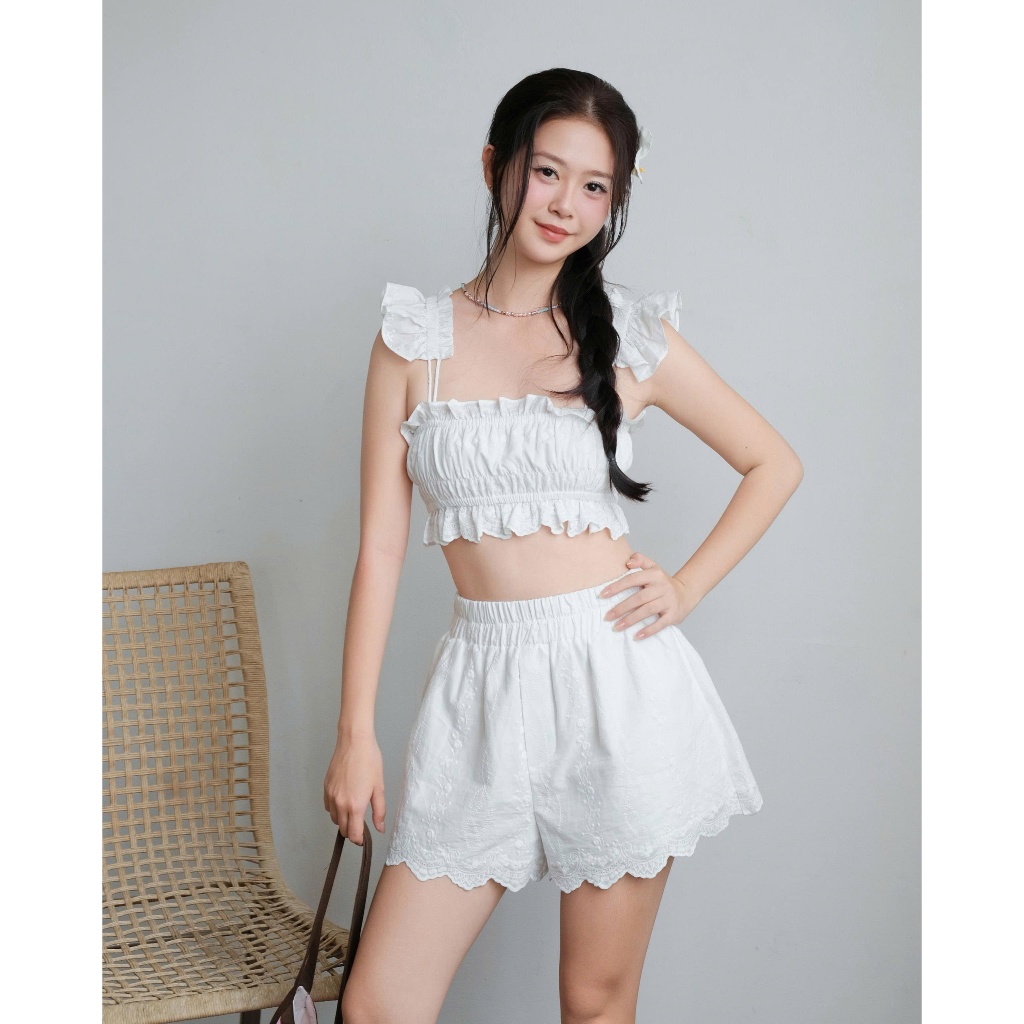 SECODEE Set Áo Croptop Thun Ngực Và Quần Short WAGEL Set Áo Cánh Tiên Phối Quần Thun FSBA2605114