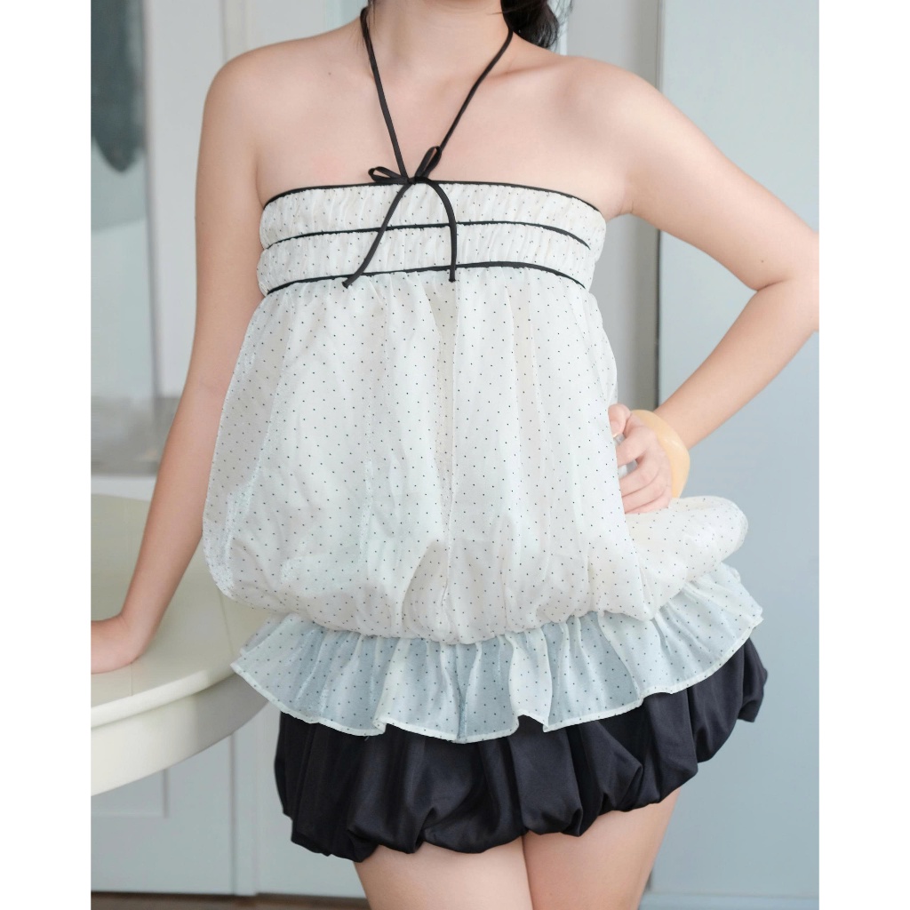 SECODEE Áo Cổ Yếm Buộc Dây Xòe Vải Tơ Chấm Bi TECHY Áo Kiểu Dáng Babydoll Hở Vai FSBA2605151