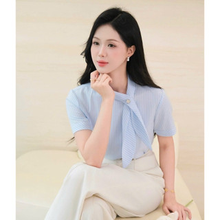 Áo sơ mi lụa cổ nơ phối màu thiết kế