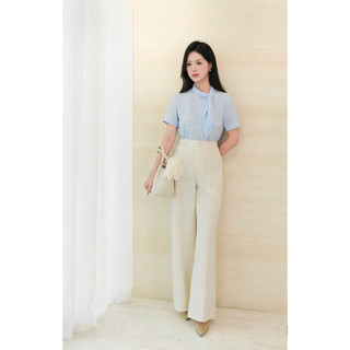 Áo sơ mi lụa cổ nơ phối màu thiết kế
