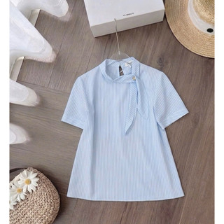 Áo sơ mi lụa cổ nơ phối màu thiết kế