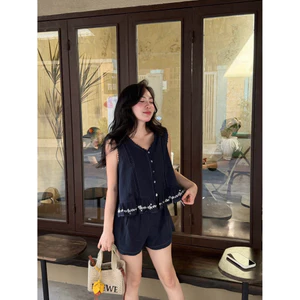 " ( CR007 ) " Set Bộ Nữ Áo Sát Nách Thêu Viền Hông + Quần Short – Phong Cách Tiểu Thư, Mặc Đi Chơi Cực Xinh