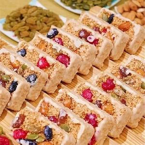 Bánh Sữa Chua Yến Mạch Mix Hạt Vị Nguyên Bản & Matcha - Đồ Ăn Vặt Ít Đường Cho Dân Văn Phòng