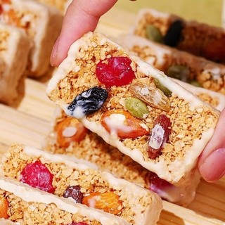 Bánh Sữa Chua Yến Mạch Mix Hạt Vị Nguyên Bản & Matcha - Đồ Ăn Vặt Ít Đường Cho Dân Văn Phòng