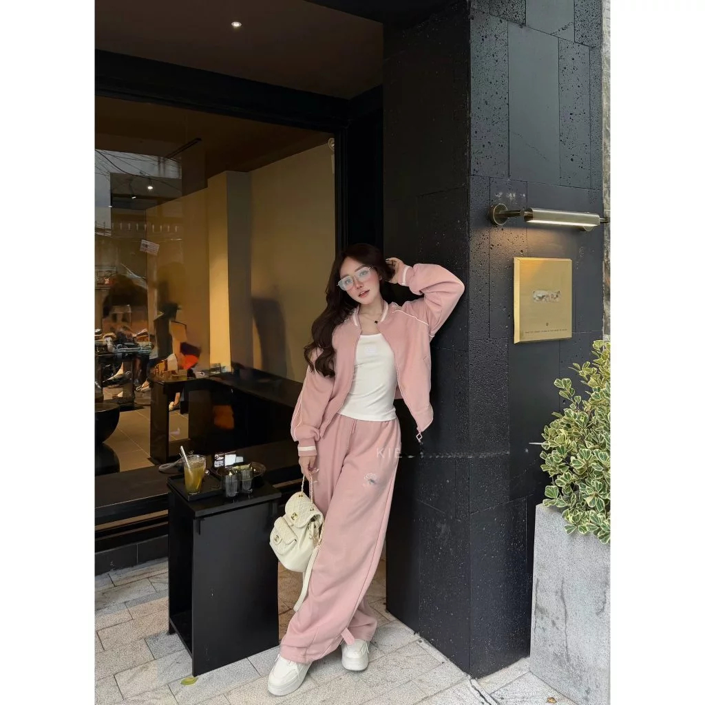 Set đồ nữ, đồ bộ nữ DONNA HCOM26798 áo khoác mix quần suông chất nỉ bông màu hồng siêu xinh