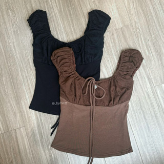 Redo Top | Áo thun ôm phối hoạ tiết phong cách nhẹ nhàng, đơn giản | BYMINTT