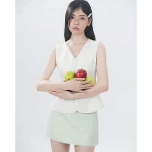 Basically Áo gile trắng kem 2 lớp Latte Top BSY-TP04 + Váy xanh match 2 lớp Matcha Skirt BSY-SK04