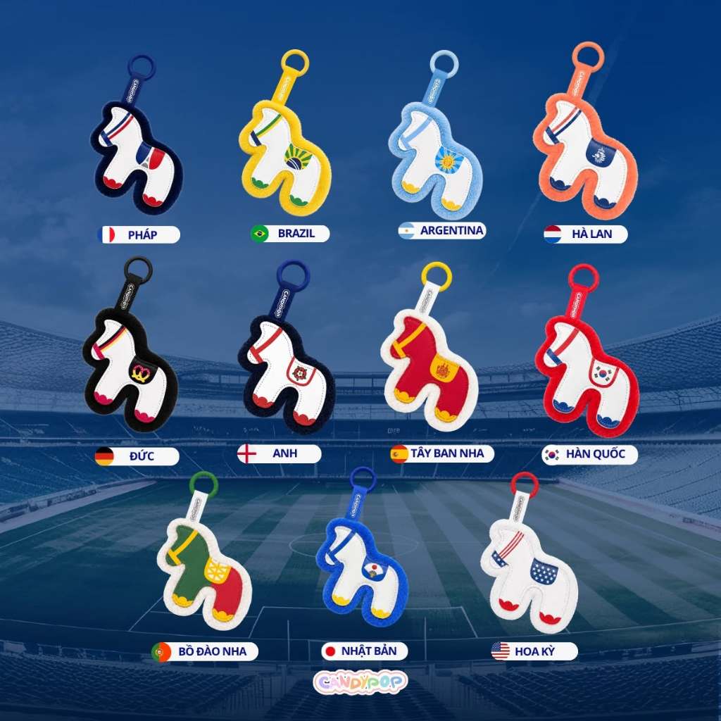 Móc khóa charm ngựa Bóng Đá bằng da phối lông mịn - Phụ kiện treo túi xách ba lô cá tính - Quà tặng fan bóng đá