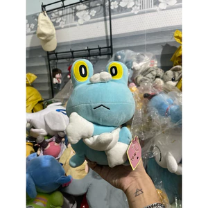Gấu 2hand Thú nhồi bông Pokemon Froakie này nổi bật với đôi mắt màu vàng to tròn và bong bóng màu trắng trên mũi.