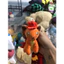 Gấu 2hand Móc khóa gấu bông Vulpix Pokémon nhỏ màu cam với chiếc mũ màu đỏ.