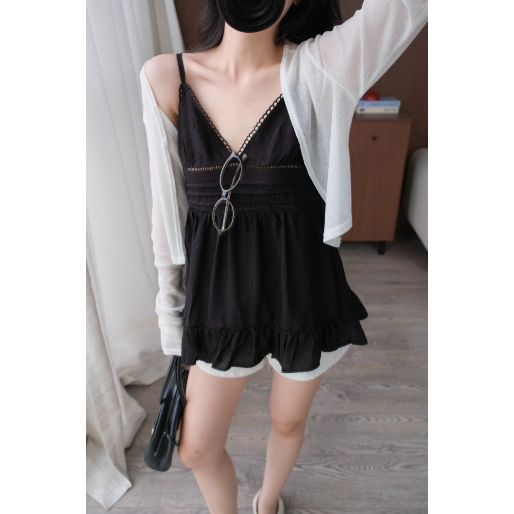Momo Top (TSW) Áo đũi tơ 2 dây xếp ly ngực Nữ the.sweaterweather