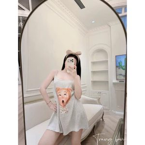 Váy nhìn đáng iu muốn chớt kaka