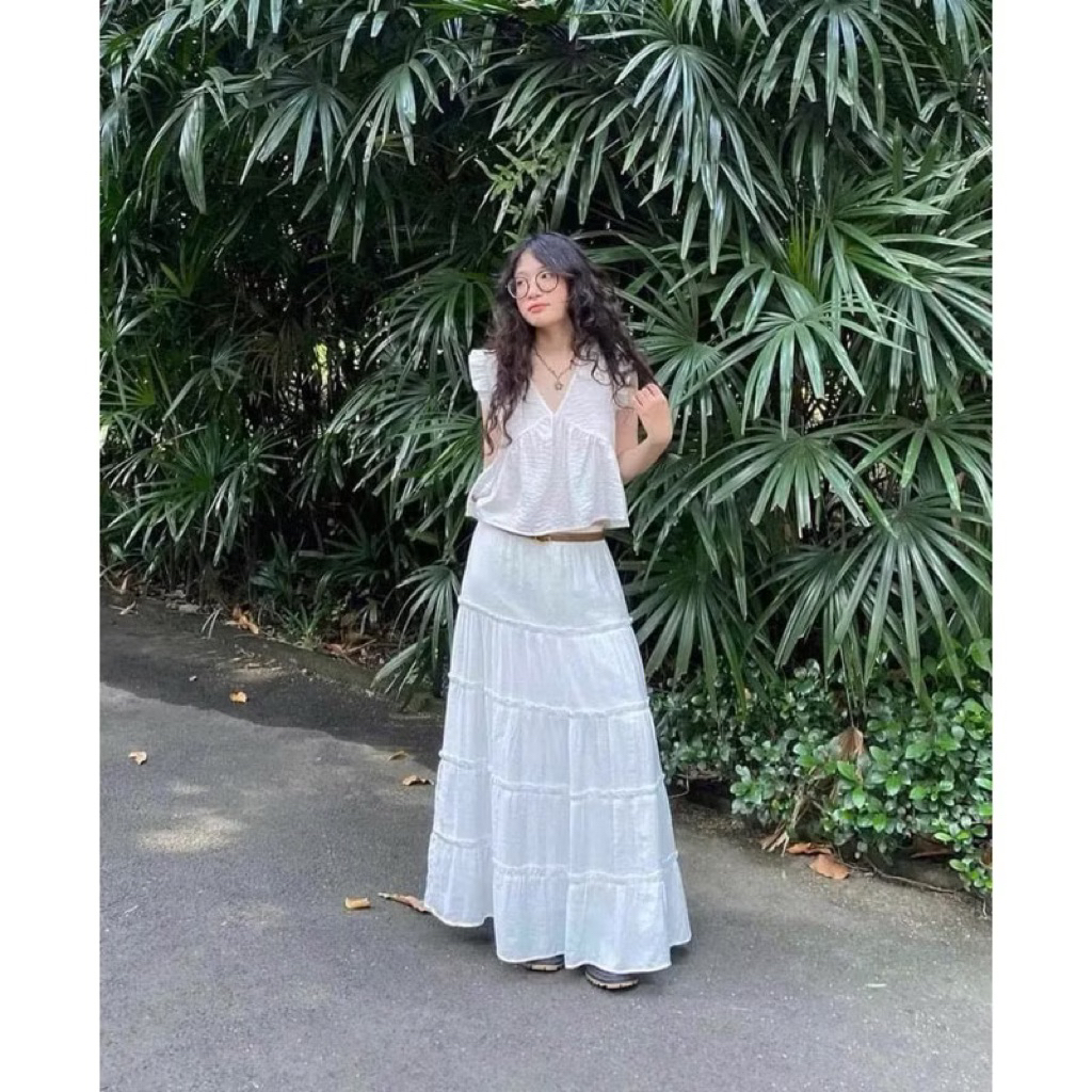 Chân váy midi dáng dài, chân váy 5 tầng có lớp lót tùng xòe tiểu thư, form A nhẹ thanh lịch, nhẹ nhàng - MT CLASSIC