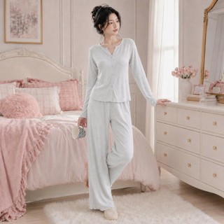 Bộ Mặc Nhà Nữ Áo Tay Dài Và Quần Dài Chất Thun Cotton Mềm Mịn Form Rộng Vừa, Bộ Đồ Ngủ Nữ Thu Đông Dễ Thương - BD020