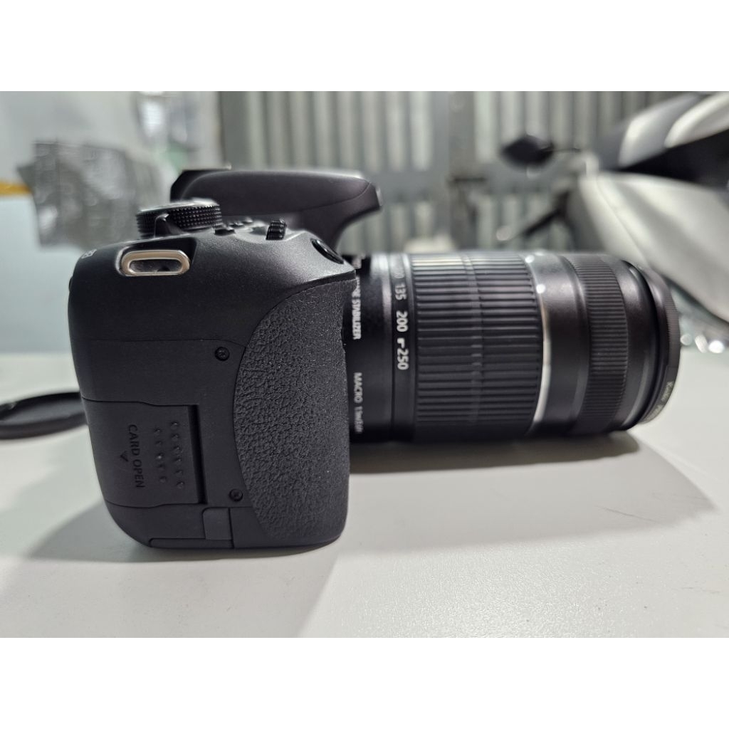 Máy ảnh Canon kis x8i [750D] + lens 55 250 is 2