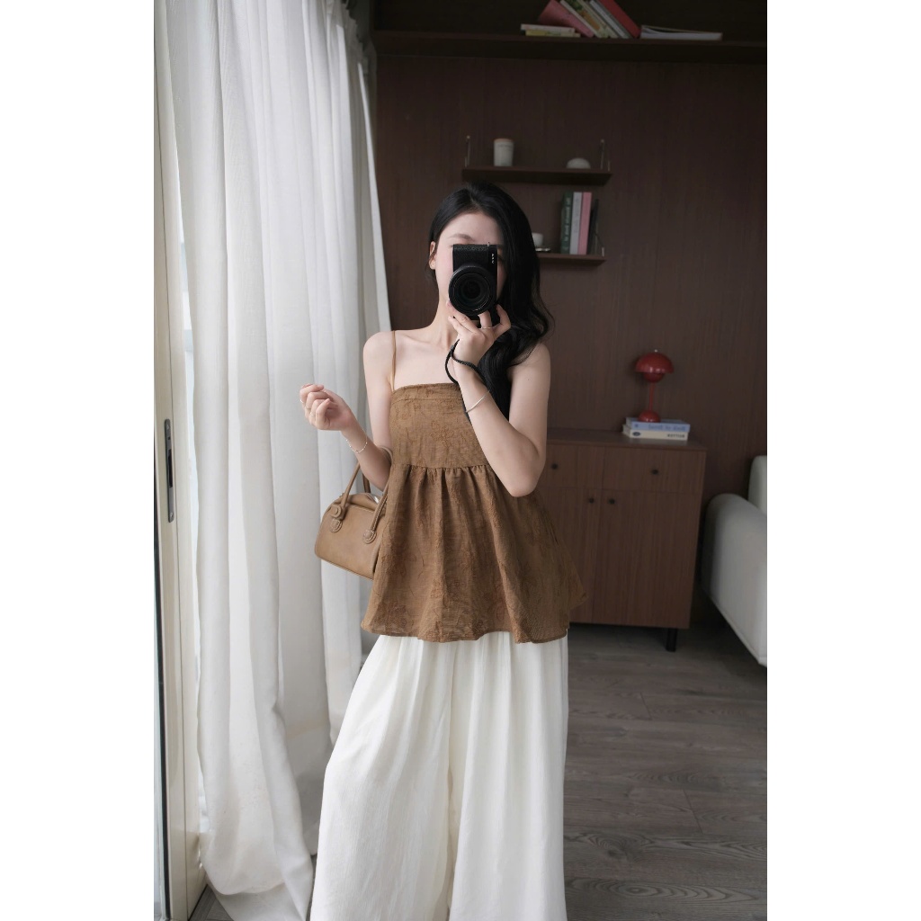 (HÀNG QC SẴN) Jessica Top (TSW) Áo 2 dây gân buộc sau thêu hoa Nữ the.sweaterweather