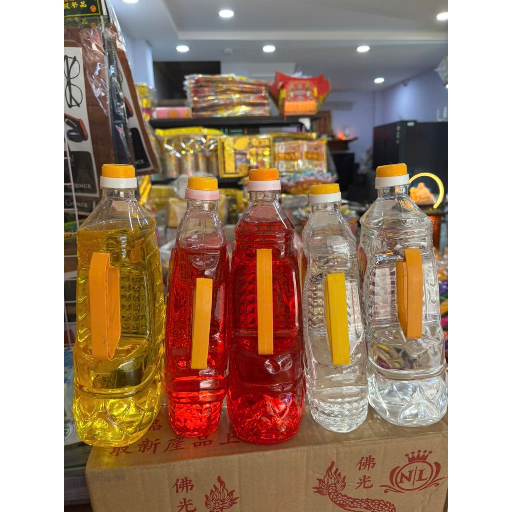 Thùng 6 Chai Dầu Lưu Ly Cát Tường 1kg/1.2kg - Không Mùi, Không Khói, Dùng Cho Đèn Thờ Cúng