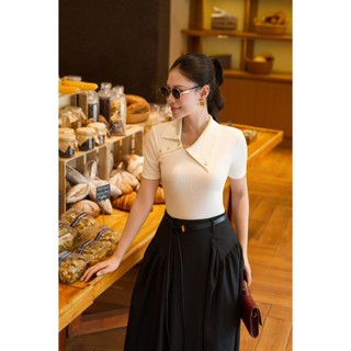 Áo Thun Nữ Công Sở Cổ 3 Cúc Trắng/Đen VERA Áo Basic Hàng Ngày Thiết Kế Charllot Thun Tăm Co Giãn