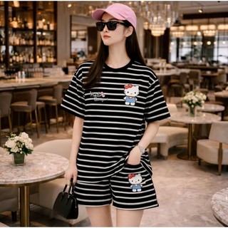 Áo Thun Kẻ Sọc In Hello Kitty Tay Ngắn Unisex Form Rộng Nam Nữ Basic | Ngọc Bích Store 36