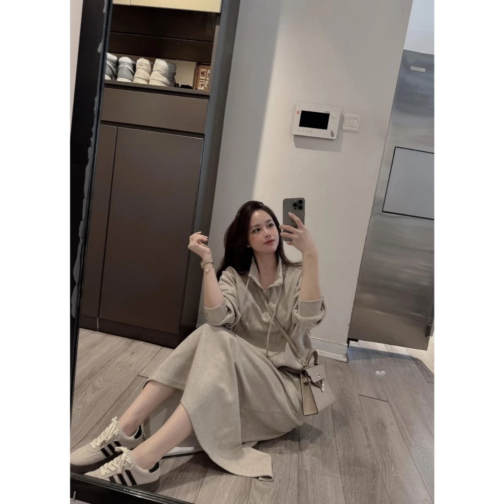 sét đồ nữ mùa đông, áo nỉ nữ dài tay cổ bẻ kéo khóa phối chân váy dài body siêu xinh Donna hcom3694