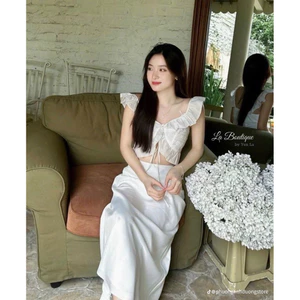 Set Đầm Trắng Hai Dây Nhún Ngực Xếp Ly Croptop