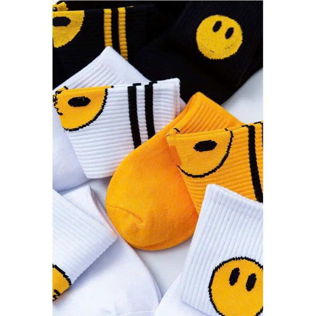 Vớ SMILE cao cổ, Vớ mặt cười Nam Nữ phong cách trẻ trung, năng động.