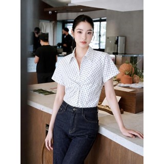 Áo Sơ Mi Nữ 𝐂𝐂𝐇𝐀𝐓 Dáng Suông Kiểu Tulip Họa Tiết Chấm Bi Trẻ Trung Chất Liệu Cao Cấp 16FNT9124ST