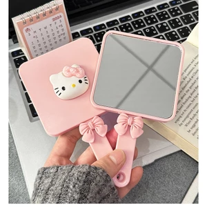 Gương Cầm Tay Mini Mặt Vuông Kèm Lược Tháo Rời Tặng Charm Hello Kitty Gương Trang Điểm Bỏ Túi MUN STORE GUONGTROI235