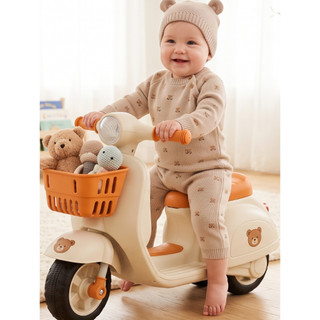 xe máy điện đồ chơi vespa có sạc,đèn ,nhạc vui nhộn,phù hợp cho bé từ 1-5 tuổi