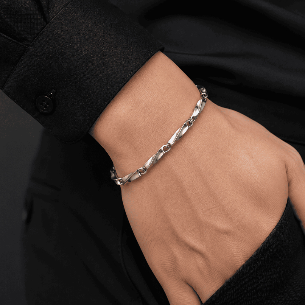 Vòng Tay Titan Nam Nữ HTH Unisex - Lắc Tay Titan Không Gỉ Dạng Mắt Xích Xoắn Phong Cách Hàn Quốc