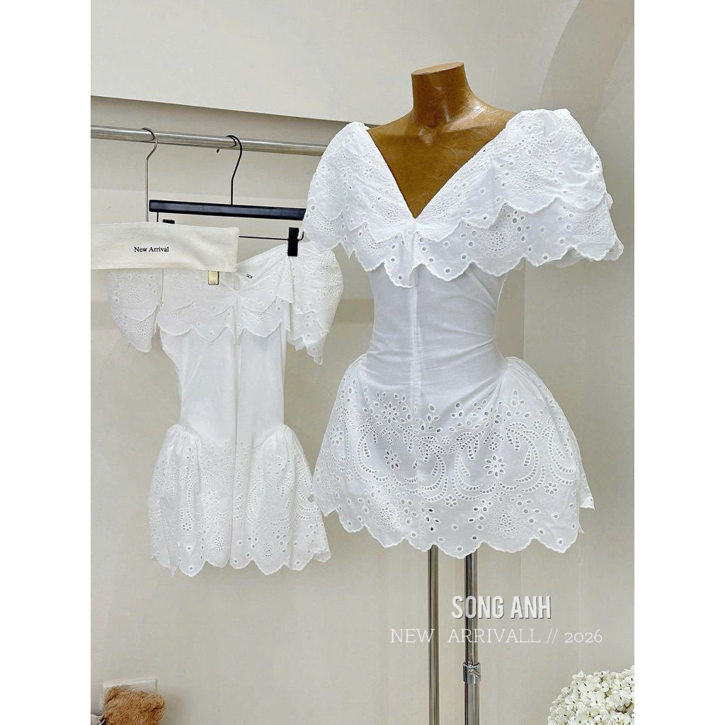Váy ren cổ V dáng xoè nhà e mới về xinh dã mann luôn, đẹp xuất sắc ạ Sz Sm 📌