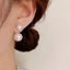V.I.T Accessories | Bông tai hạt châu (1 màu)