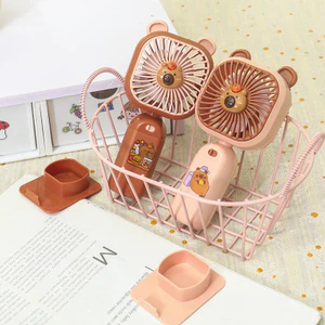 Quạt Cầm Tay Capybara Sạc USB Kèm Chân Đế Để Bàn Mini Cánh Silicon An Toàn MUN STORE QUATDBCA504
