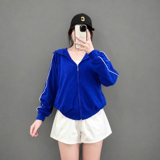 Áo khoác nữ Bigsize lửng tay dài kèm mũ sọc trắng kéo dài 2 bên cánh tay chất poly mềm mát xinh xắn trẻ trung - KHOAC14
