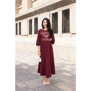 SWANLAKE | Váy Đầm Nữ Maxi Đuôi Cá Xòe Vải Linen Hàn Thêu Hoa Cổ Tròn Tay Lỡ Dây Thắt Eo D13700