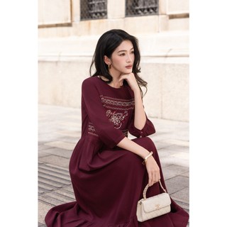 SWANLAKE | Váy Đầm Nữ Maxi Đuôi Cá Xòe Vải Linen Hàn Thêu Hoa Cổ Tròn Tay Lỡ Dây Thắt Eo D13700
