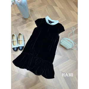 Váy nhung cổ tàu trắng QCCC