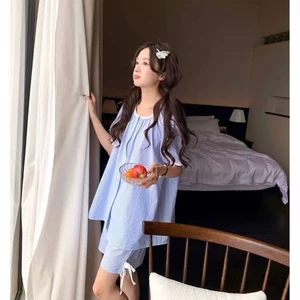 Bộ kẻ xanh đính nơ quần kiểu dáng hàn quốc