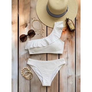 Bikini 2 mảnh kín đáo, có bikini bigsize màu trắng, lệch vai phối cổ bèo, có đệm ngực hàng VNXK sịn