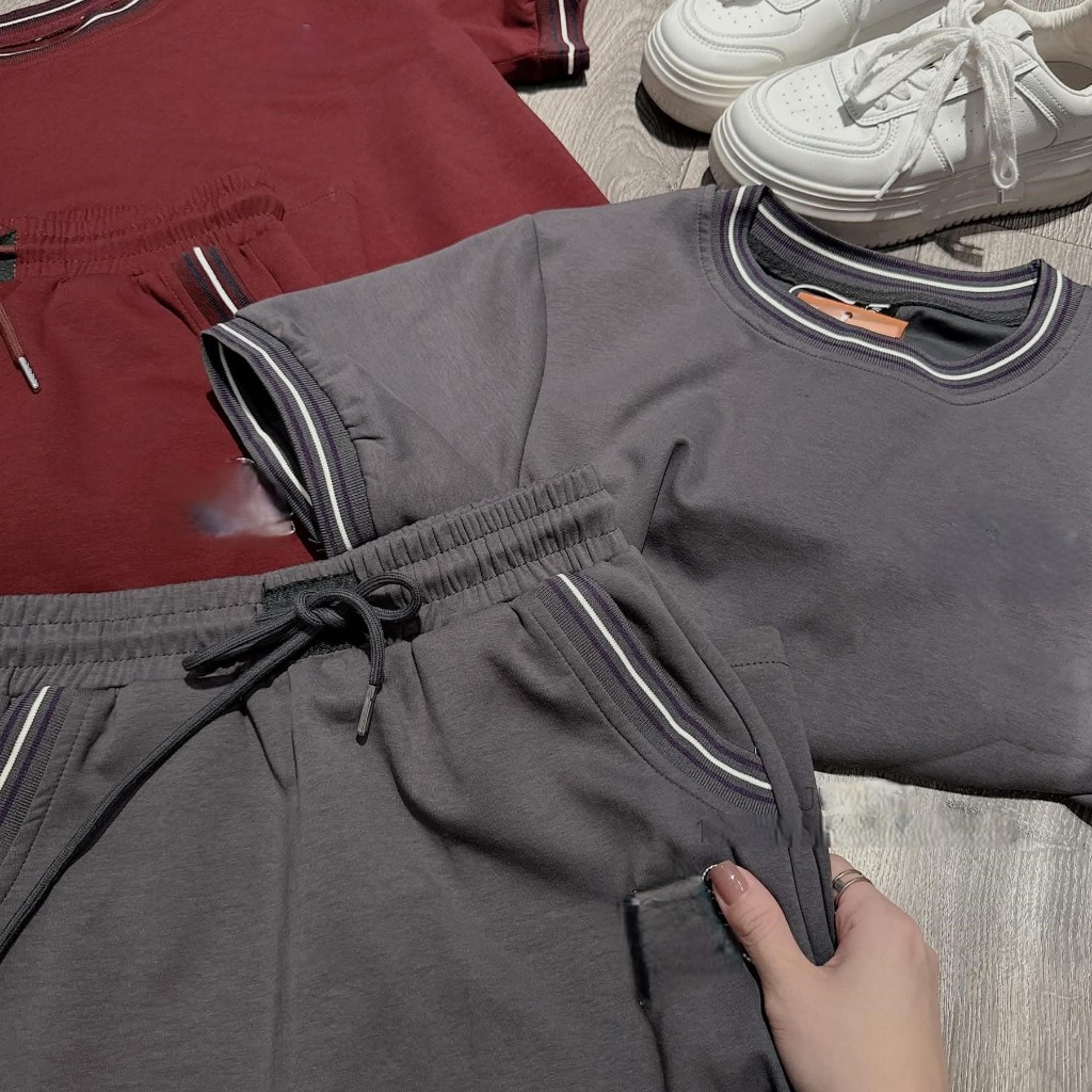 Set đồ nữ DONNA HCOM25454 chất umi mềm mijnaso thun mix chân váy suông dài, đồ bộ nữ trẻ trung năng động