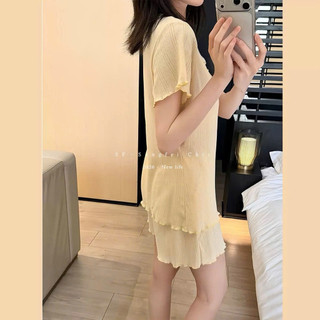 Bộ ngủ cotton cổ tròn có đệm ngực sẵn quần đùi Songfei