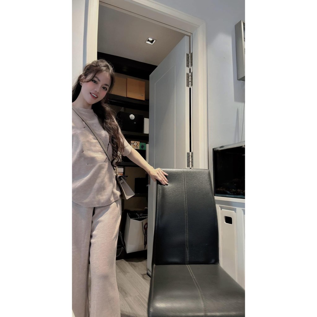 Set đồ nữ, đồ bộ nữ DONNA HCOM25298 áo thun cộc tay mix quần suông dài dáng thể thao trẻ trung