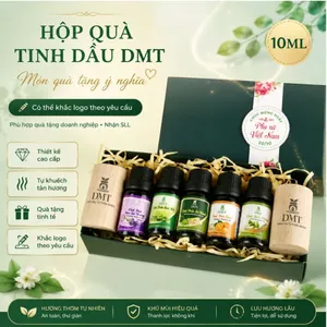 Quà tặng doanh nghiệp, quà tặng sự kiện - hộp 5 chai tinh dầu thiên nhiên 10ml + 2 khuếch tán gỗ